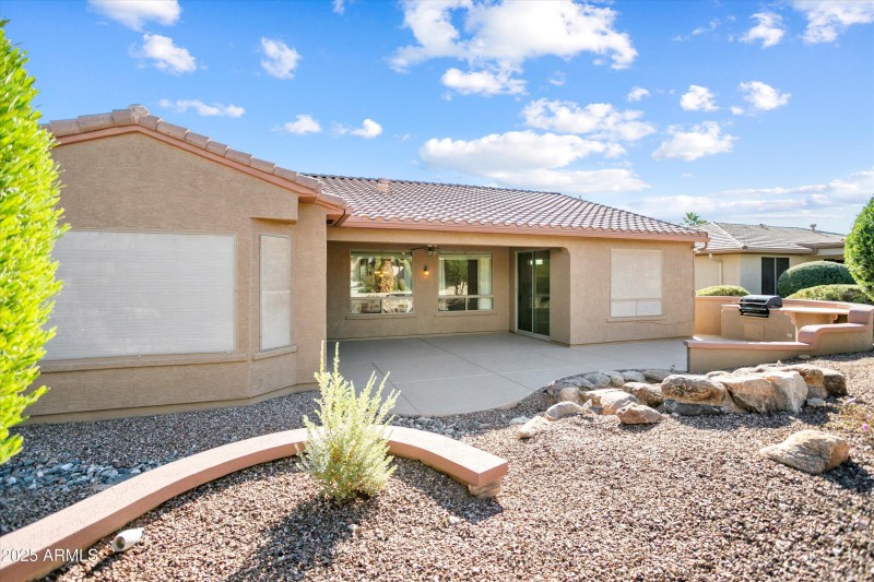 32-19722 N Regents Park Dr