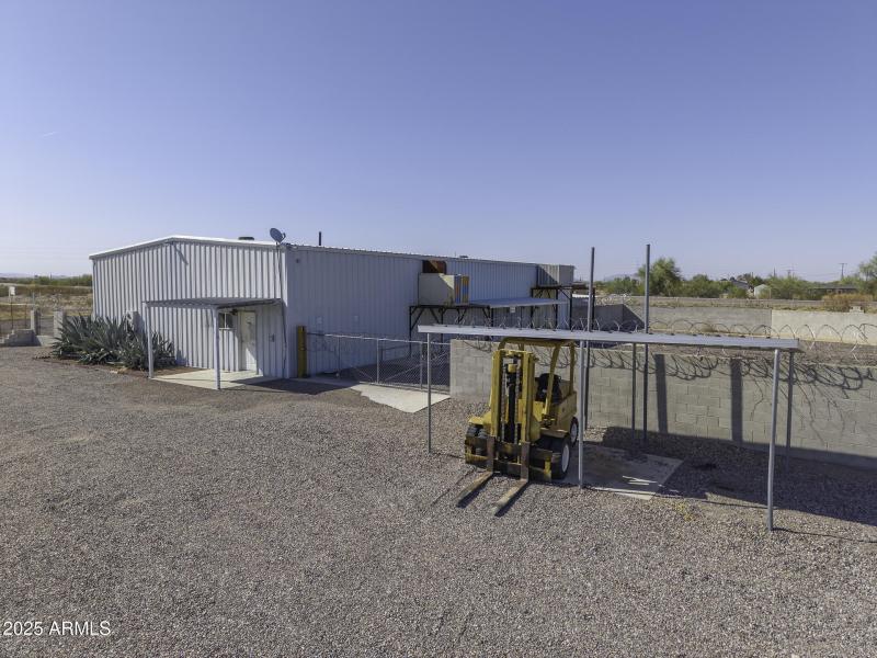 UAS Front Right Close