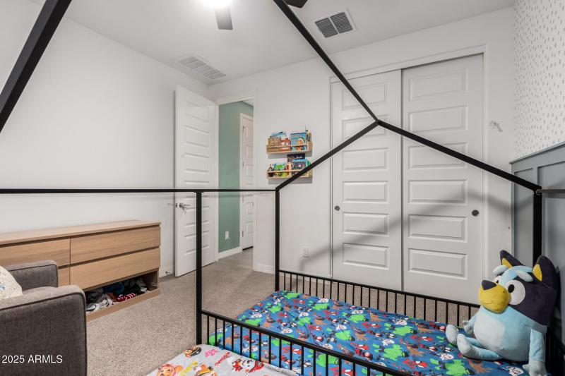 32 - Prospector Point