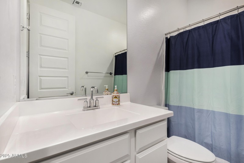 33 - Prospector Point