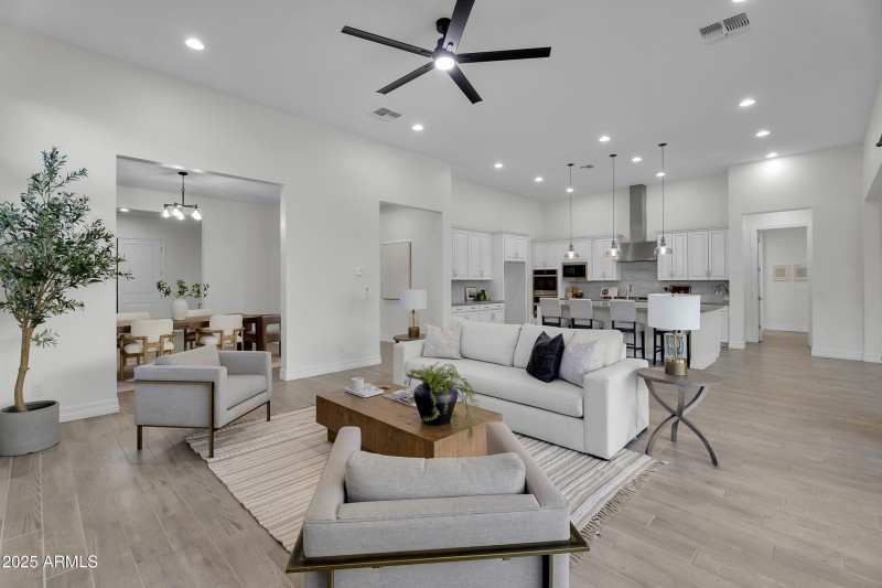 15-web-or-mls-Arabian-13