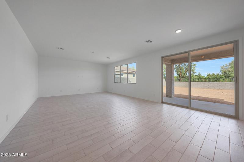 PHX_Landmarke_Lot 1042_Pacific_820_Great