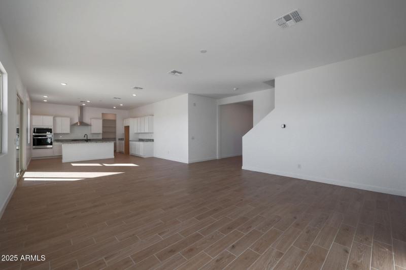 PHX_Landmarke_Lot 1188_redwood_333_Great