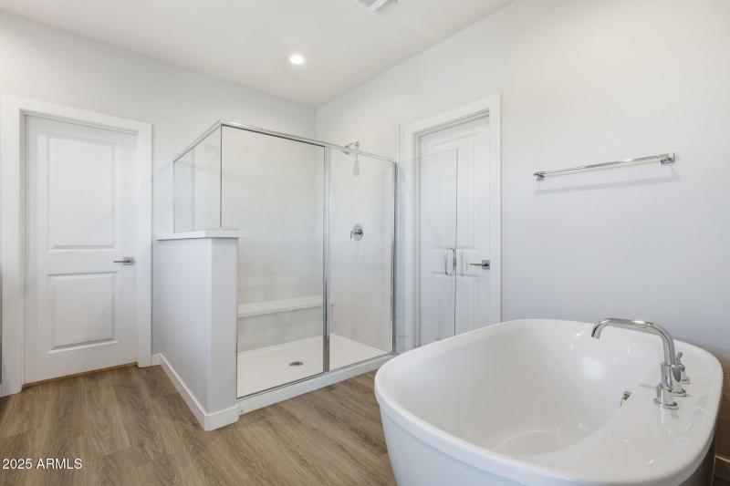 6568 N 15TH DR, Phoenix, AZ 85015