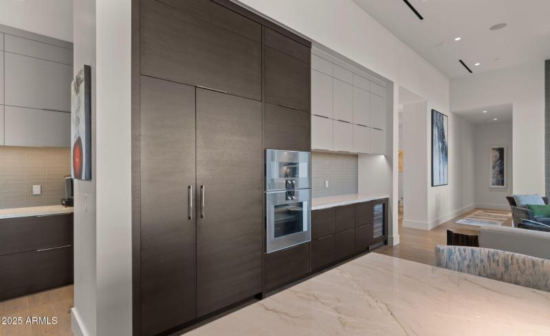 30-web-or-mls-Kitchen12