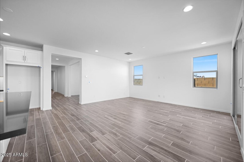 hj-az-phoenix-stonehaven-encore-hudson-l