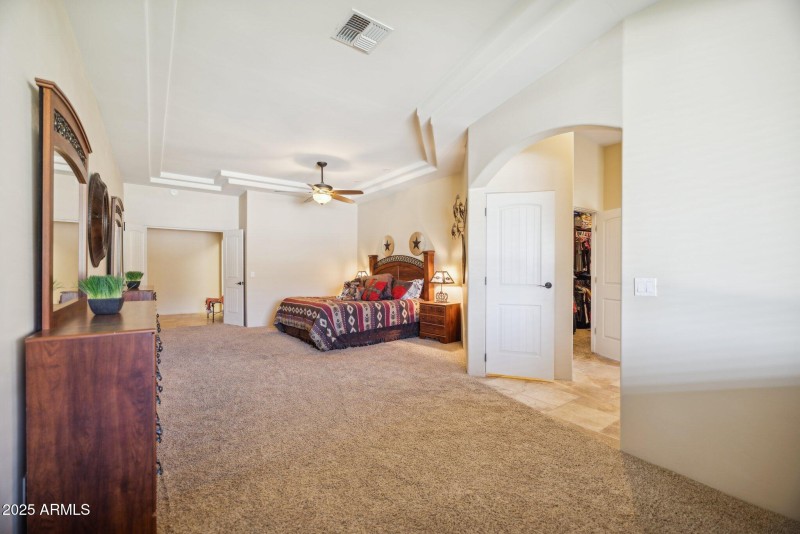 Spacious Primary Room