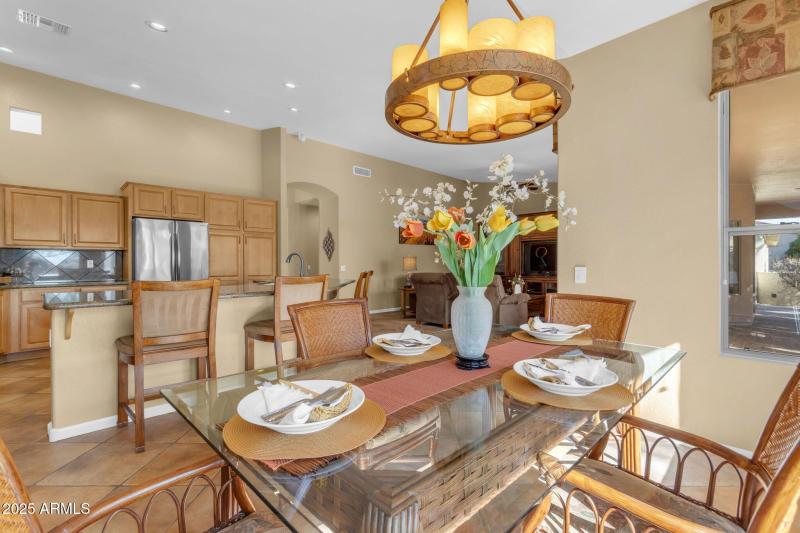 16-web-or-mls-046_a4m_LH