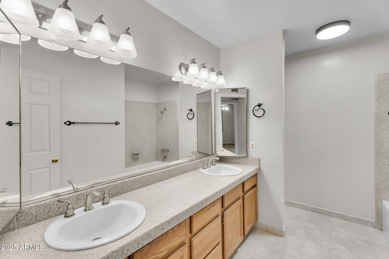 Guest Bath Dual Sinks!