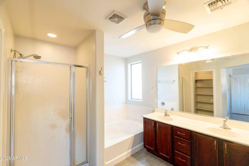 Photo Nov 30 2025, 9 46 48 PM