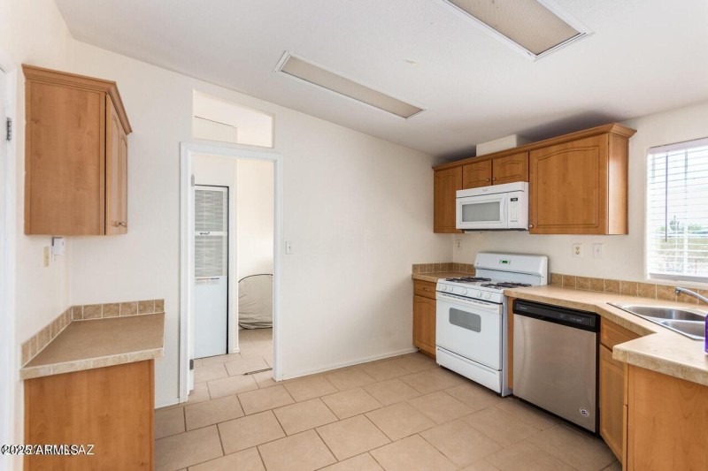 OTHER KITCHEN