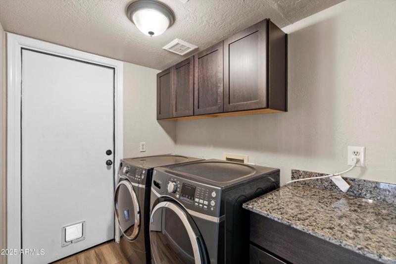 Lower Laundry Room