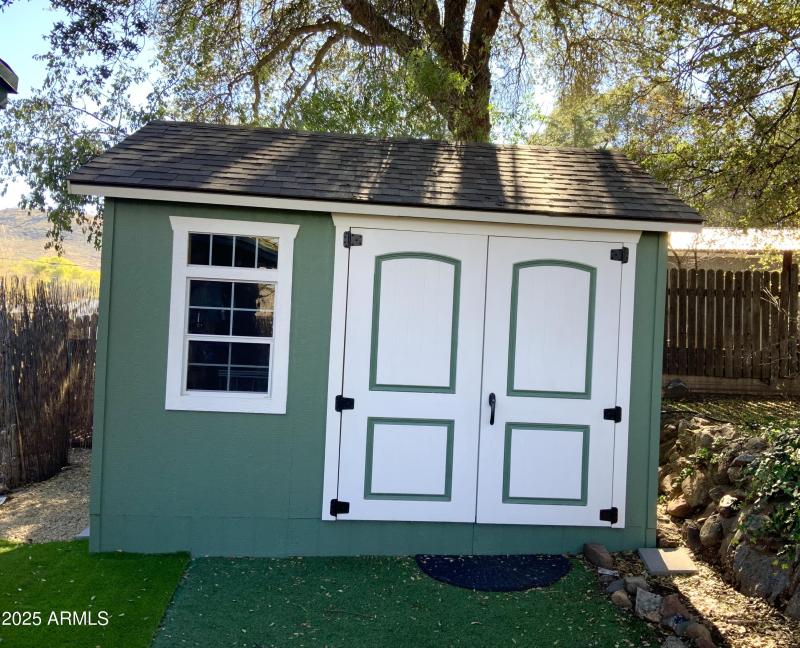 B9B0F287-8E68-47CB-B8EA-2F90FF9CE761