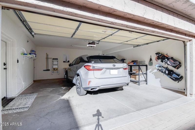 2-Car Garage