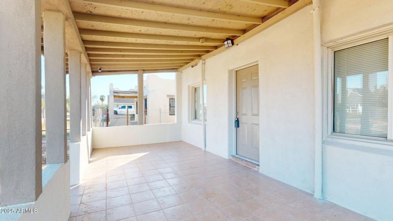 2224-N-24th-Pl-12032025_222800