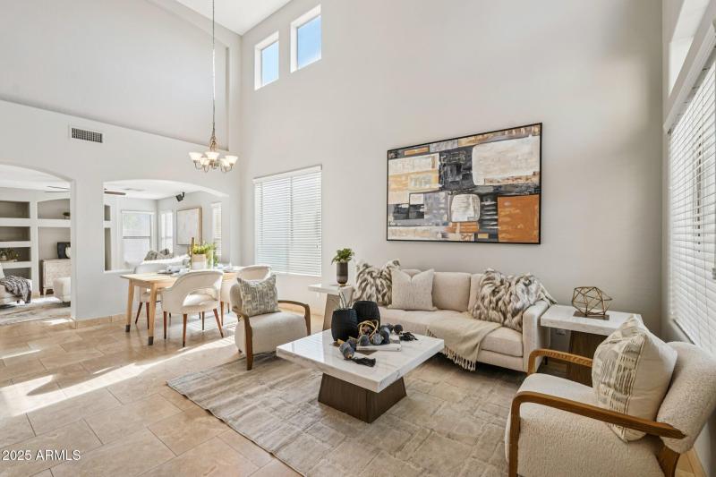 13-web-or-mls-N 63rd Dr-S0412-013