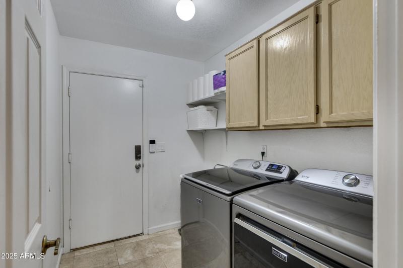 3834 E Windsong Dr-28