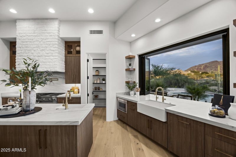 Photo by ChaseCapture