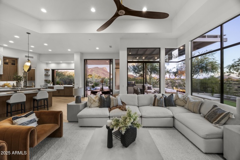 Photo by ChaseCapture