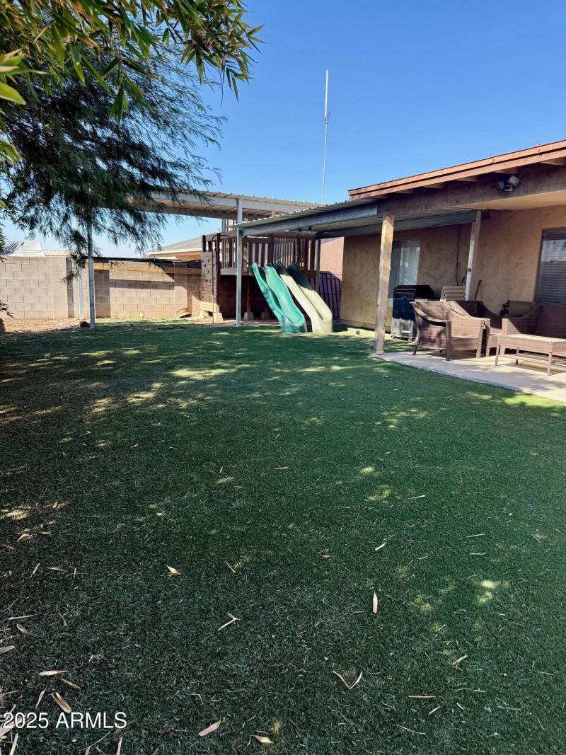 SPACIOUS YARD