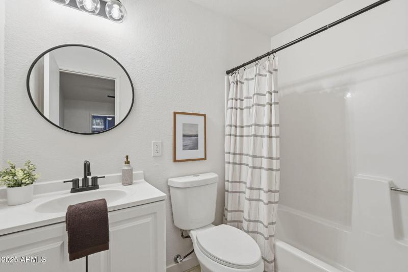 Primary Ensuite Bath