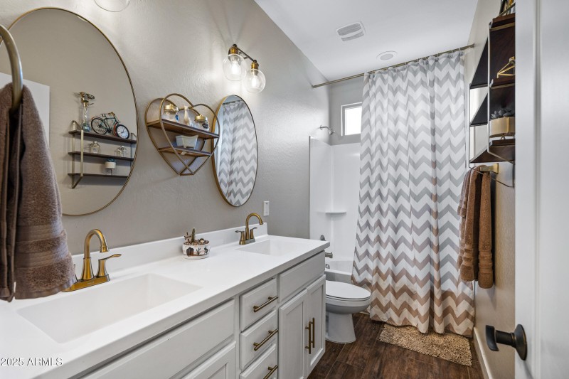 18244 W Vista Norte St-41