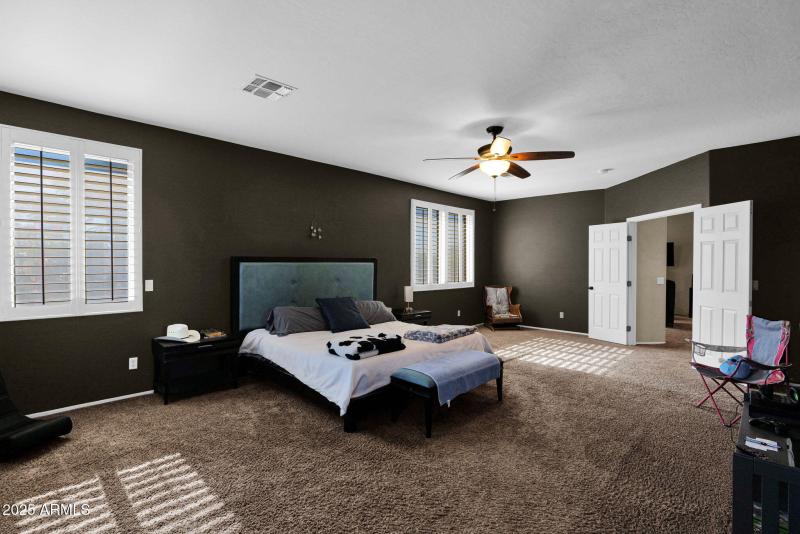 13-web-or-mls-P1383056