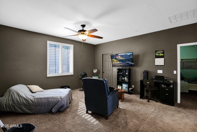 15-web-or-mls-P1383059