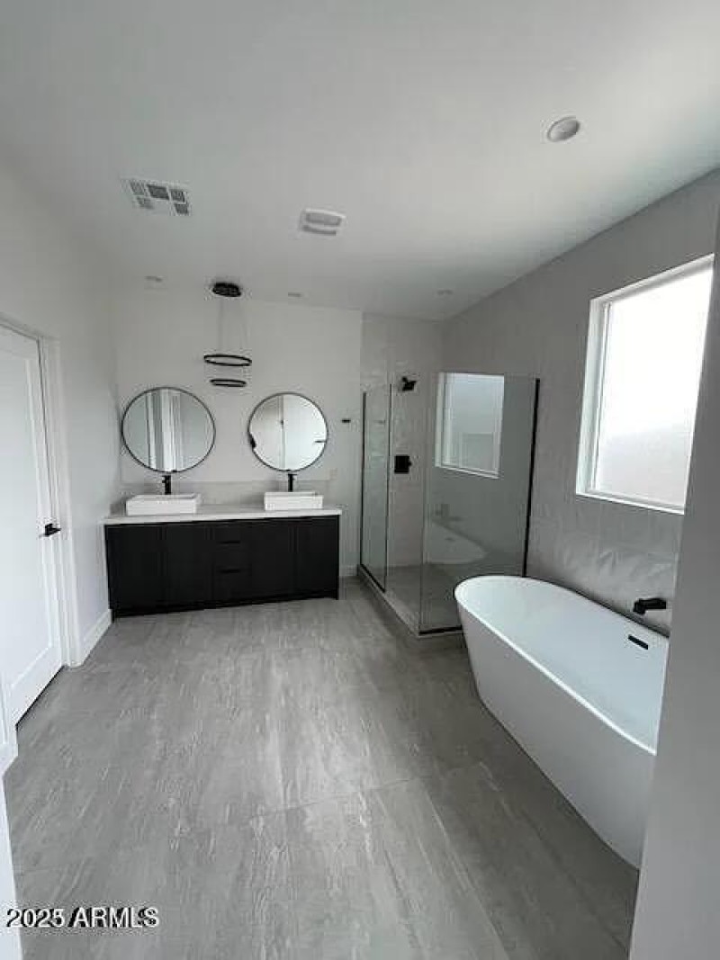 5c24eb80169d0956c28df97d88eb9c0c-uncropp