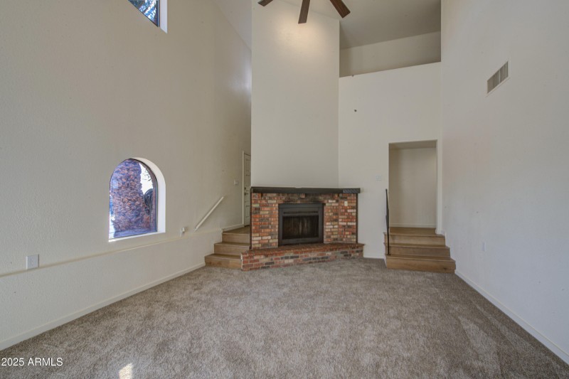 Living Room #1-pic 1