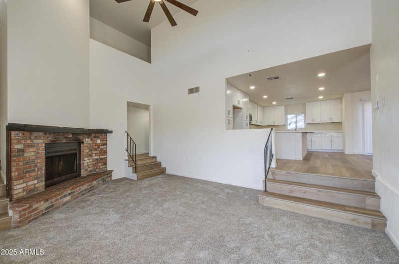 Living Room #1-pic 2