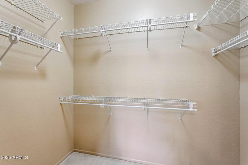 29-web-or-mls-N Wasson Peak Dr-S2411-027