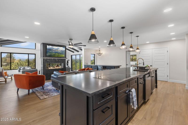 40-web-or-mls-6C1A3590