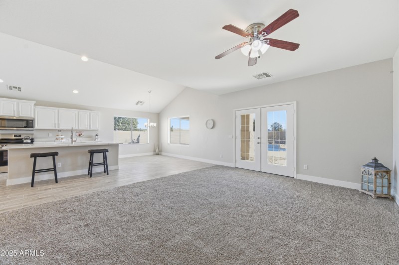 18575 N Miller Way-19