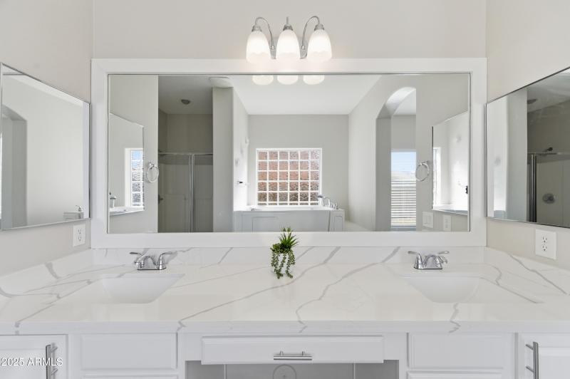 18575 N Miller Way-28