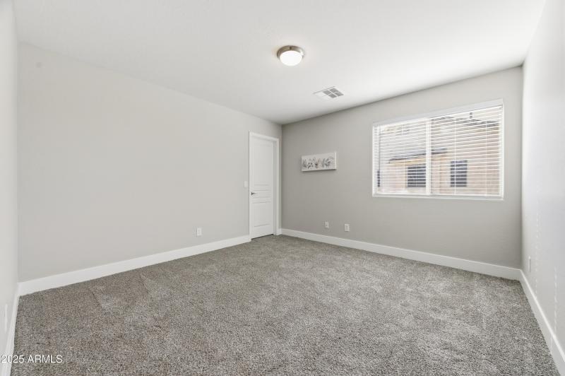 18575 N Miller Way-37