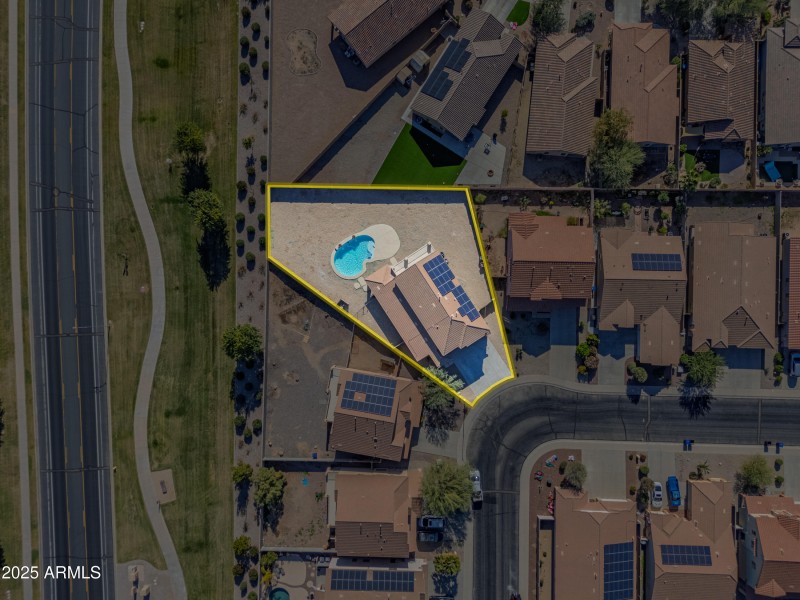 18575 N Miller Way-56