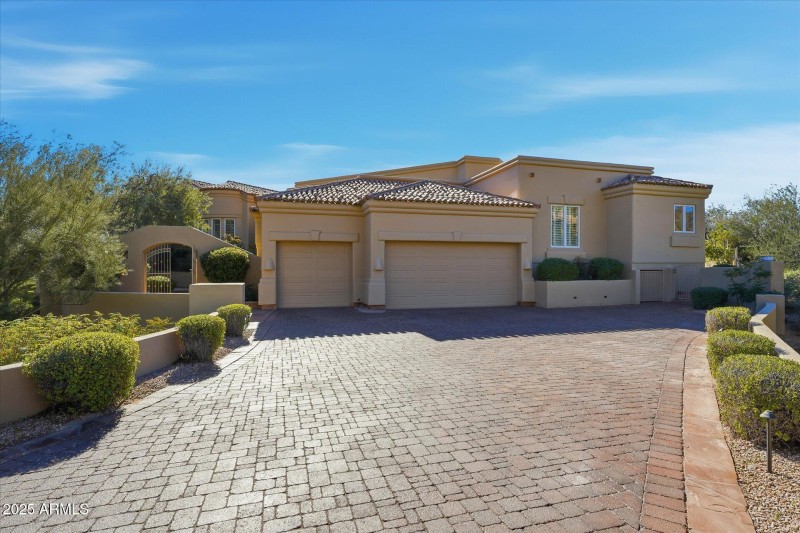 05-002-front-exterior