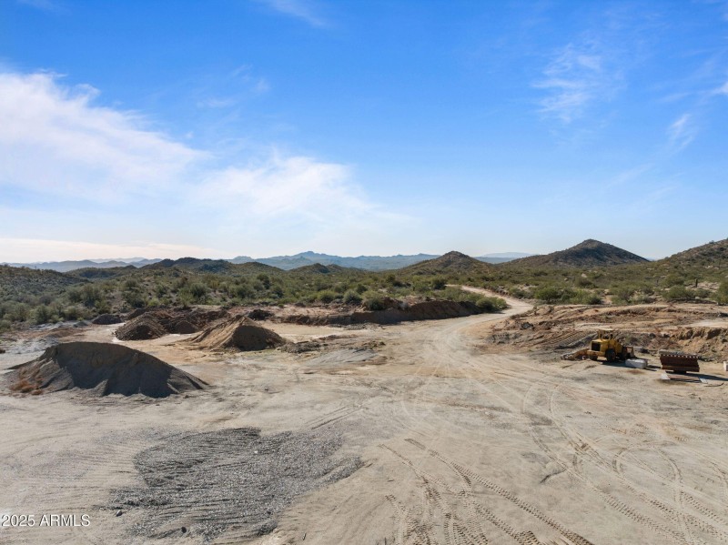 41-web-or-mls-DJI_20251204140552_0163_D