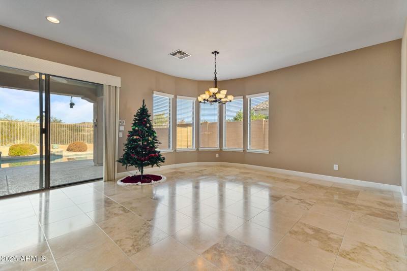 12-web-or-mls-Done Interior-21