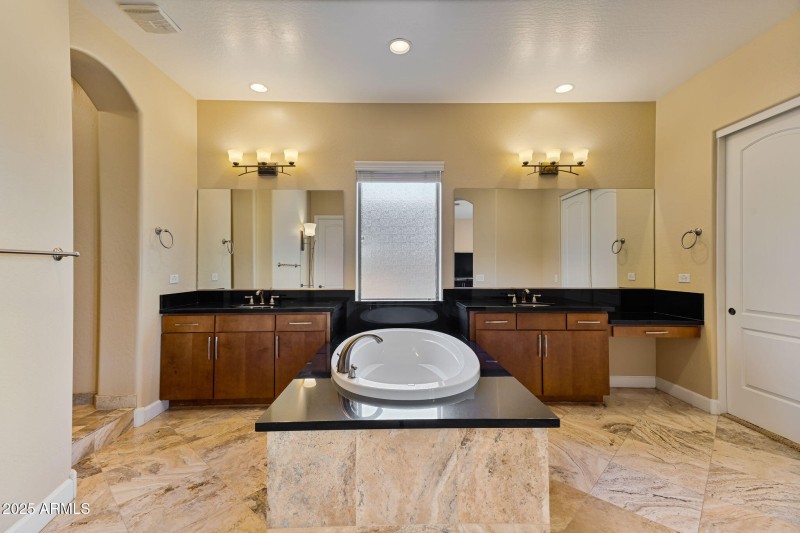 41-web-or-mls-Done Interior-38