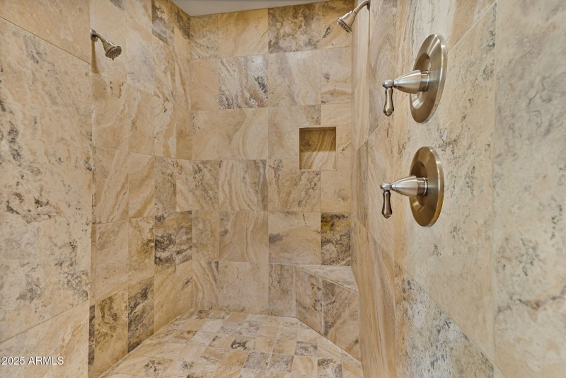 44-web-or-mls-Done Interior-41