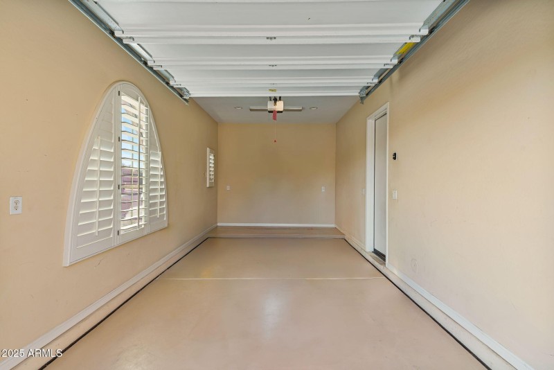 48-web-or-mls-Done Interior-15