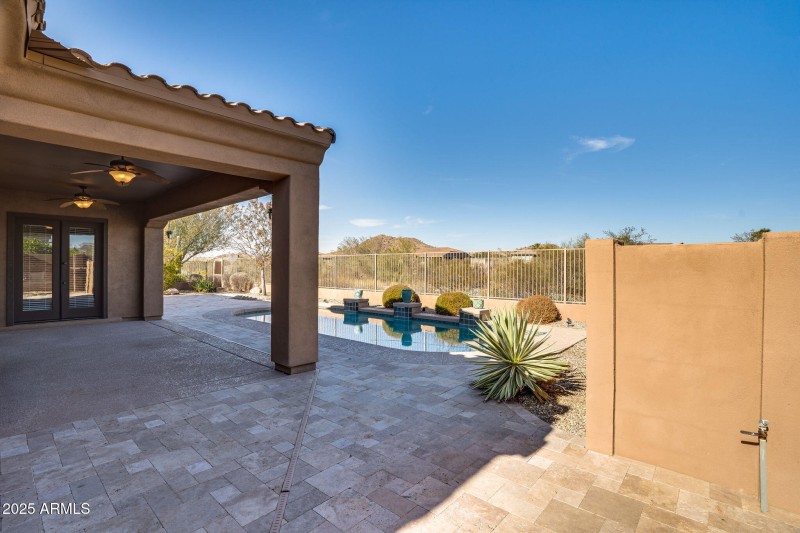 53-web-or-mls-Done Exterior-13