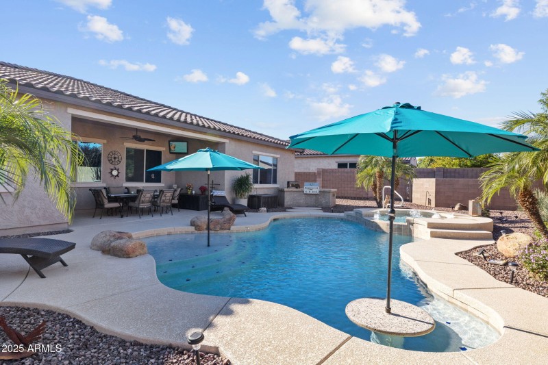 18504 W Monterosa St Goodyear - 410