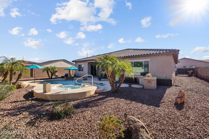 18504 W Monterosa St Goodyear - 425