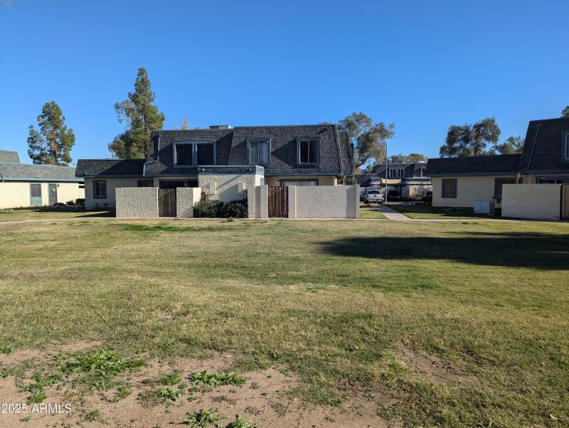 PXL_20251202_172530812