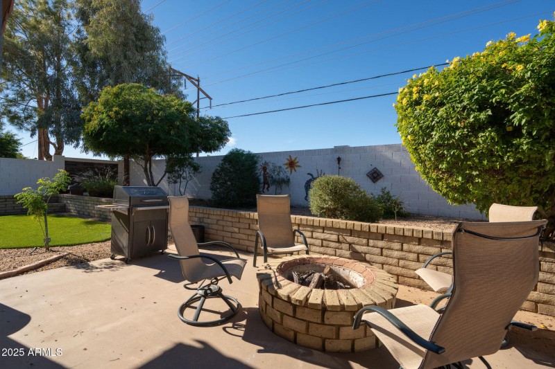 Back Courtyard Firepit