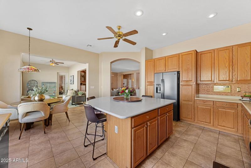 18-web-or-mls-17607-w-eagle-dr