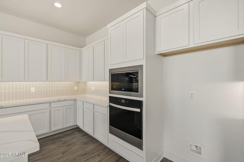 Under Cabinet Lighting